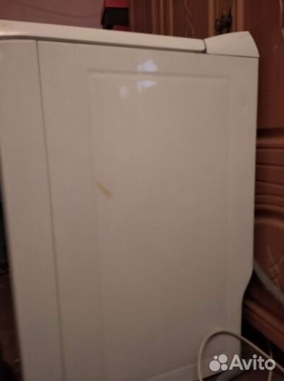 Стиральная машина с вертикальной загрузкой