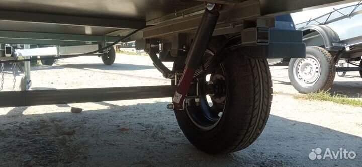 Легковой прицеп 