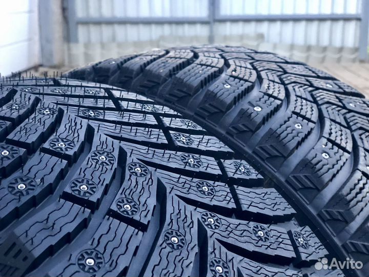 Marshal MU12 255/40 R19