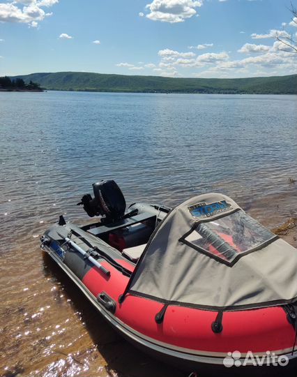 Лодка пвх Stormline Adventure extra с мотором 15