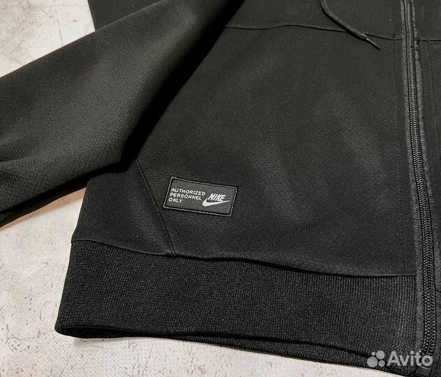 Спортивные костюмы Nike