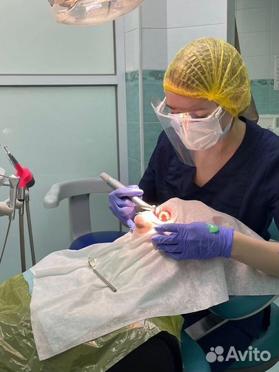Ассистент стоматолога/ гигиенист