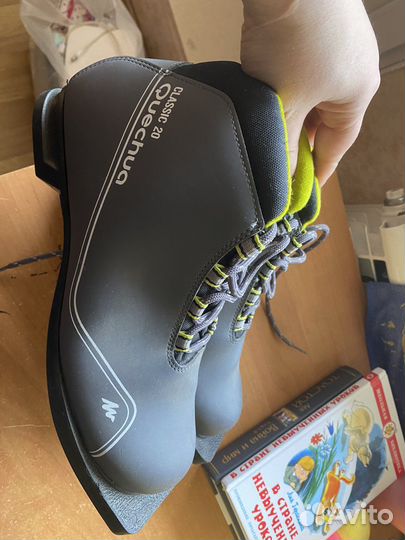 Лыжные ботинки