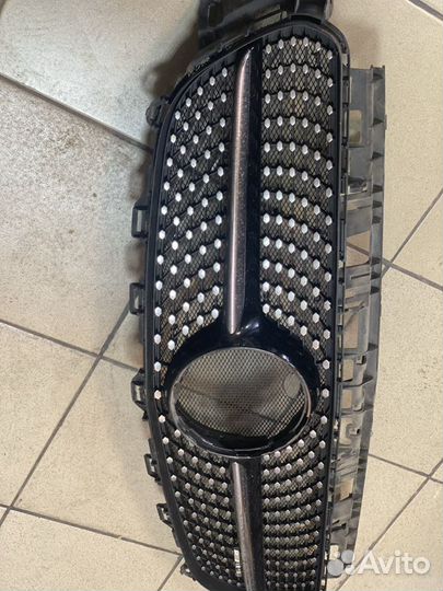 Решетка радиатора оригинал Diamond