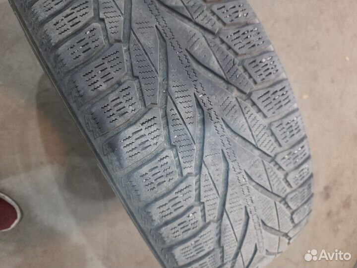 Nokian Tyres Hakkapeliitta R2 SUV 235/65 R17 и 335/65 R17 108R