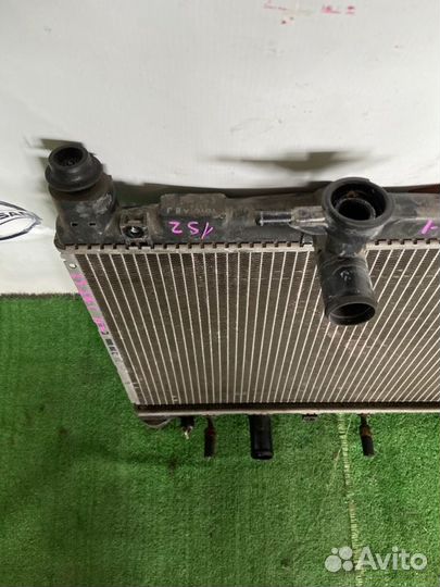 Радиатор основной Toyota Platz SCP10 1SZ