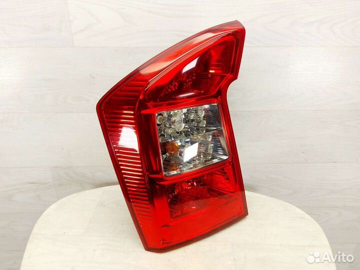 Фонарь задний левый Kia Carens 2006-2012