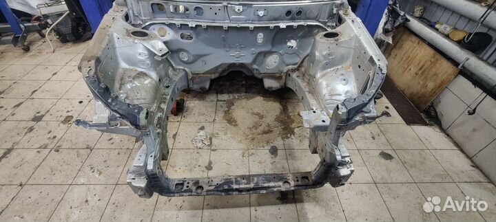 В разбор Lexus Rx 330 с пробегом 2000км