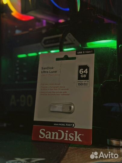 Память USB Flash 64 гб SanDisk Ultra Luxe