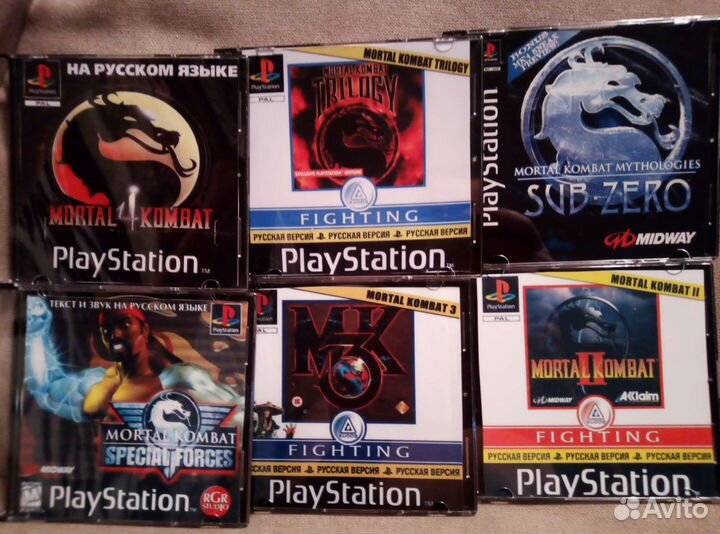 Серии Tekken, Mortal Kombat на PS1