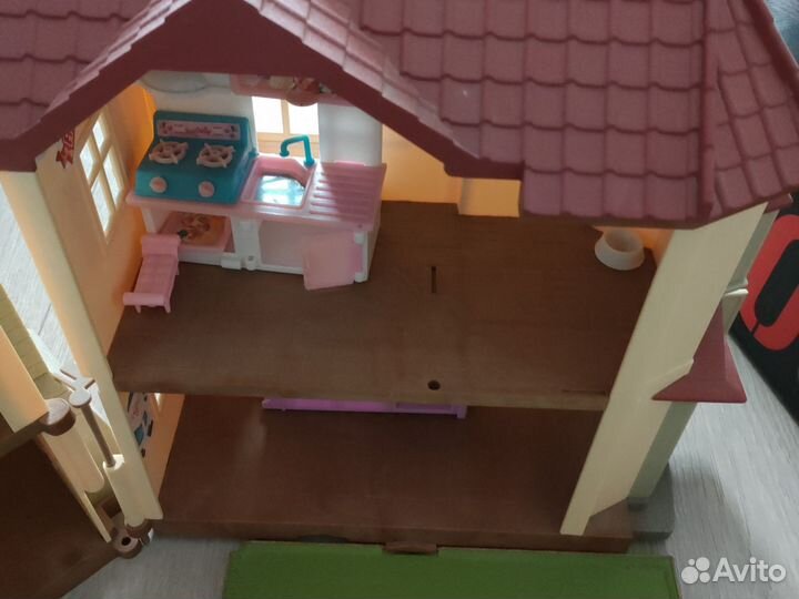 Кукольный домик