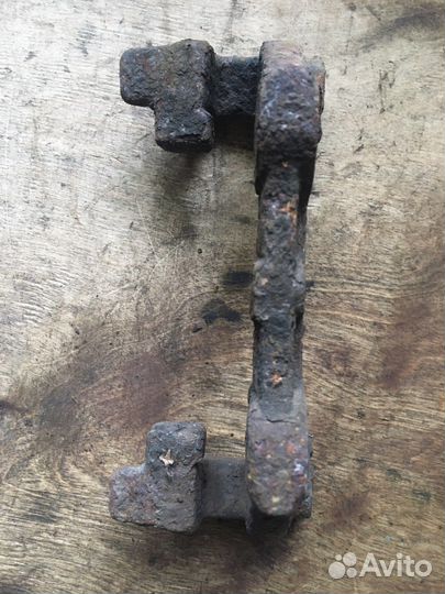 Скоба суппорта заднего правого Renault Laguna 2