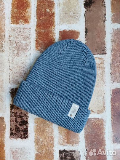 Шапка новая