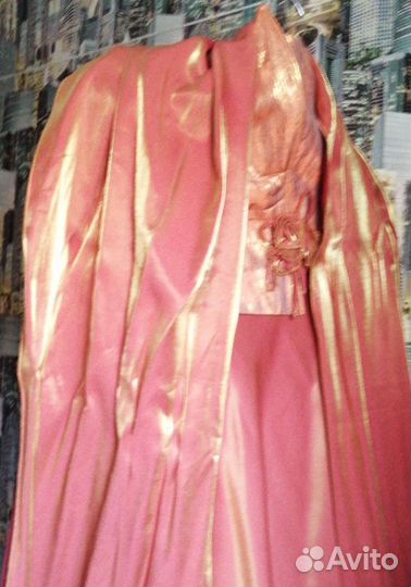 Костюм нарядный 44р.Юбка,корсет,палантин