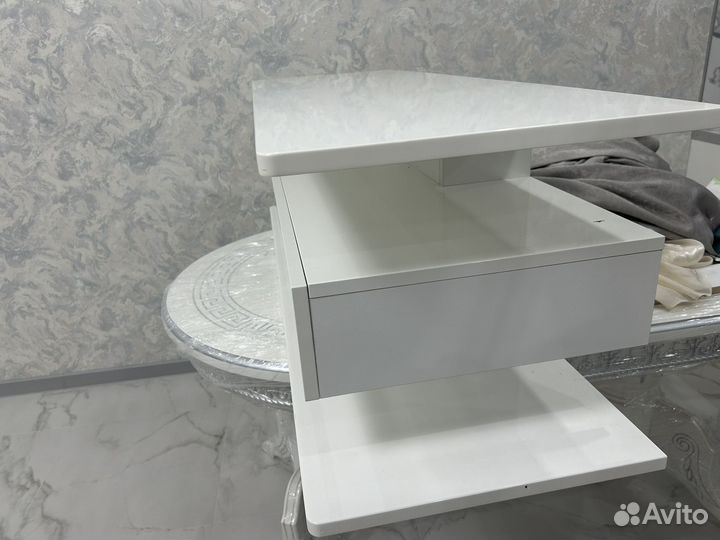 Тумба под телевизор