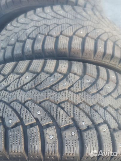 Pirelli Formula Ice 205/55 R16