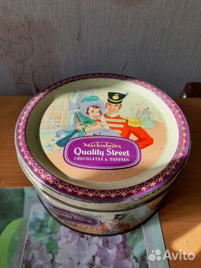 Жестяная коробка от печенья Mackintosh Англия 1960