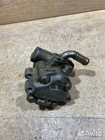 Насос гидроусилителя руля VW Touareg GP 4,2