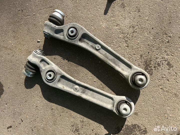 Audi a4b9 8w передний рычаг нижний прямой
