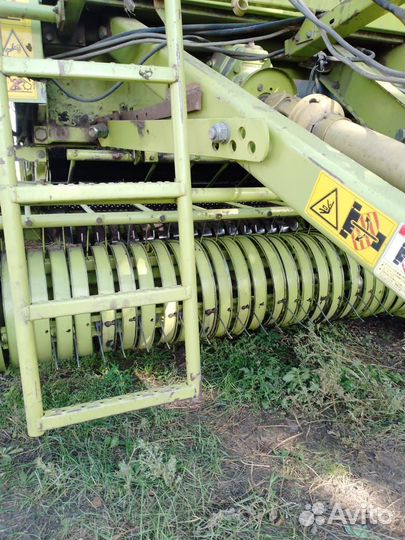Пресс-подборщик Claas Rollant 66, 2001