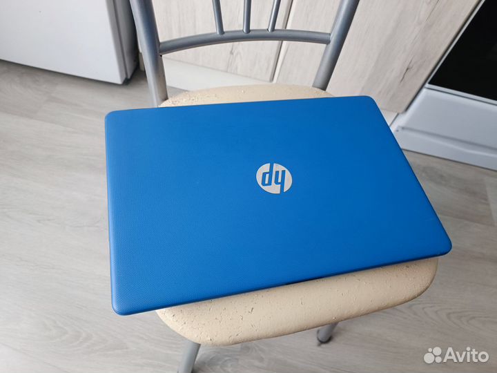 Ноутбук HP / AMD A6-9220 / 2видеокарты / 2018 год