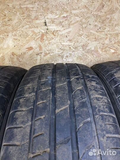 Accelera Iota ST68 215/60 R17