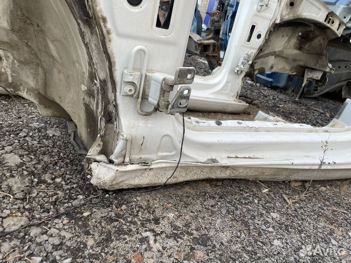 Порог со стойкой Volkswagen Golf 6