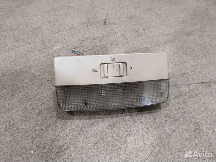 Центральный плафон в потолок для Skoda Octavia A5