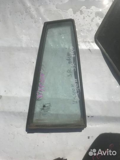 Форточка задняя правая SsnagYong Kyron