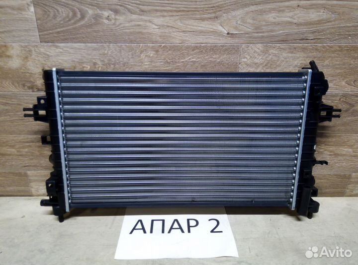 Радиатор двс Opel Astra Н 2004-2014