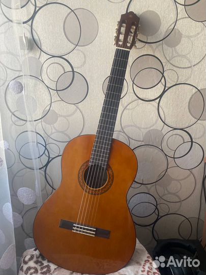 Классическая гитара yamaha c40