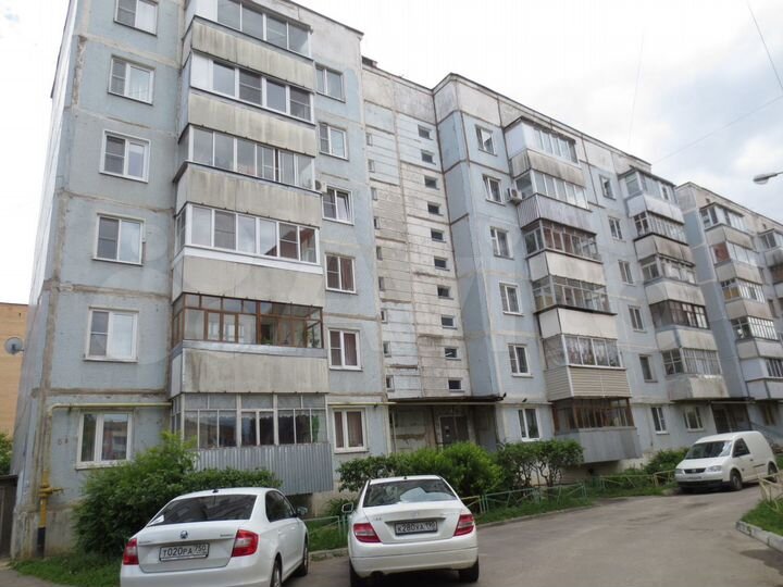 Комната 13 м² в 2-к., 3/6 эт.