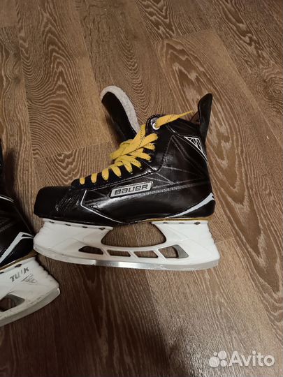 Хоккейные коньки bauer supreme s180, размер 9EE