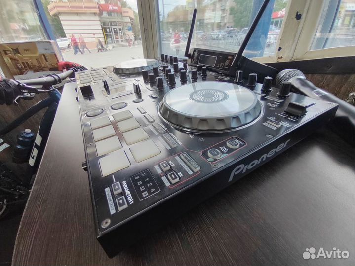 DJ-контроллер pioneer DDJ-SR
