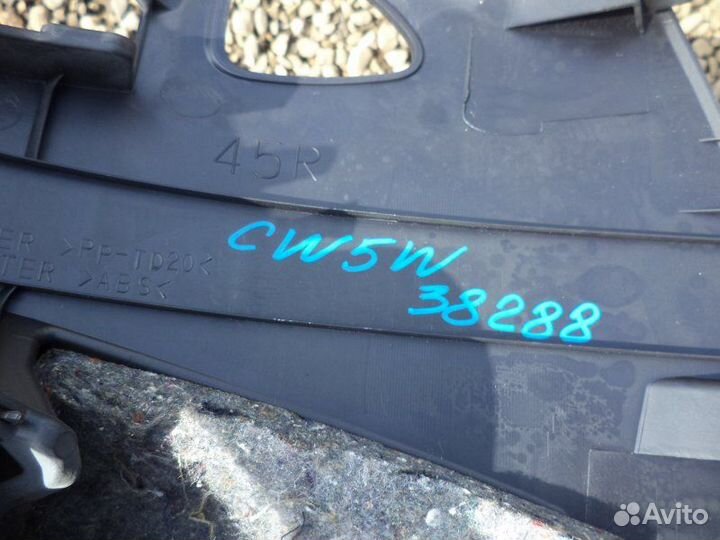 Козырек щитка приборов Mitsubishi Outlander CW5W