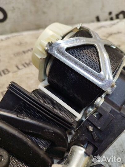 Ремень безопасности 3го ряда правый Mercedes Gl