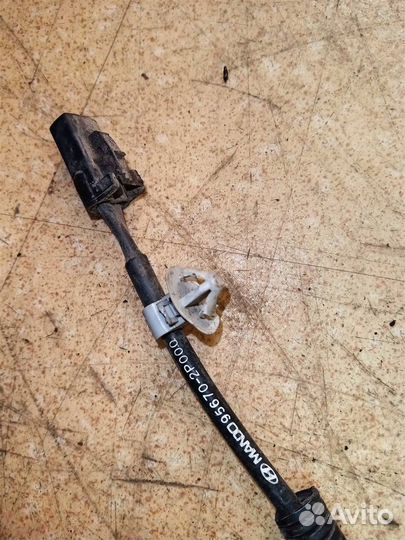 Датчик абс передний левый KIA Sorento XM