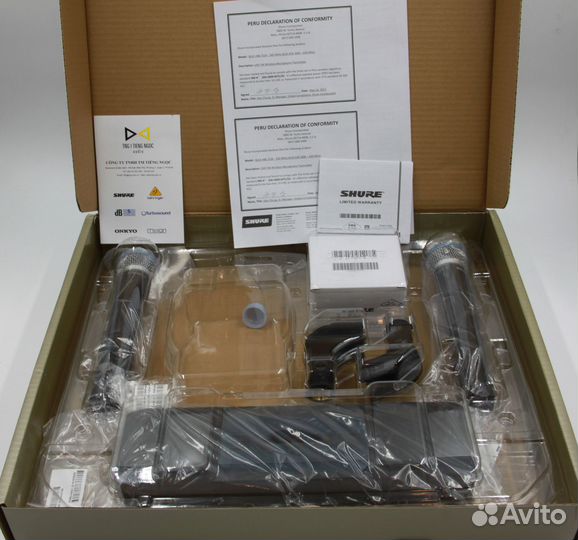 Shure BLX288E/B58 Радиосистема с двумя ручными мик