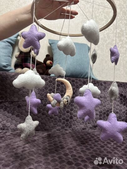 Мобиль на кроватку из фетра