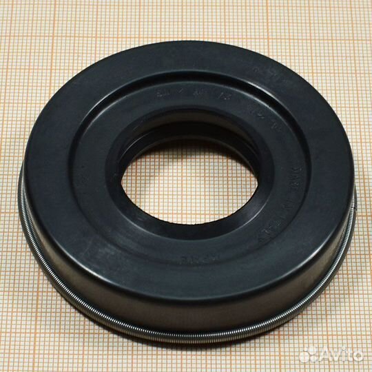 Сальник 30x52/73x11.5/15.5