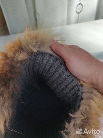 Шапка женская меховая из енота,вязаная.Разм 54-56