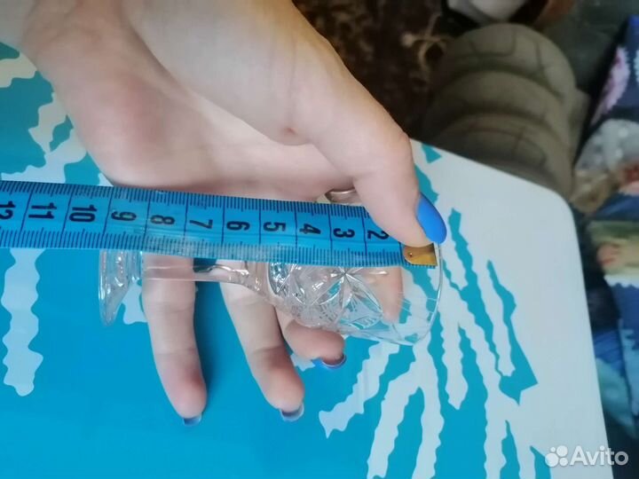 Хрустальные рюмки на ножке 