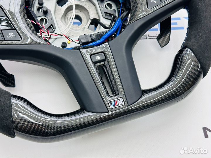 Руль BMW G-серии, карбон, алькантара + тахометр