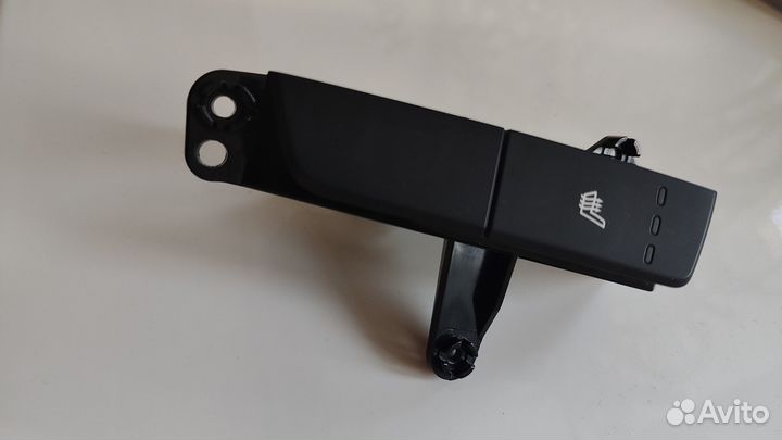 Кнопка обогрева сиденья Kia Cerato 3 2016-2020