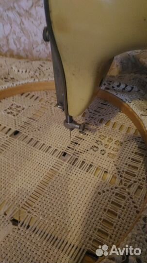 Швейная машина Тикка. вышивка