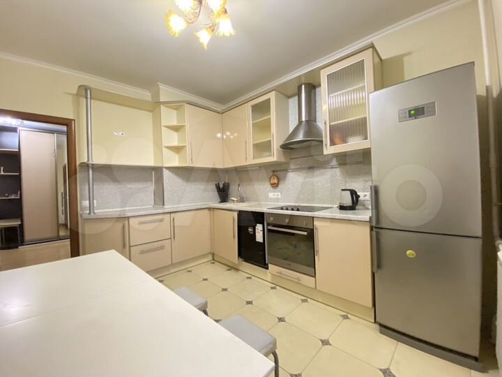 2-к. квартира, 62 м², 10/13 эт.