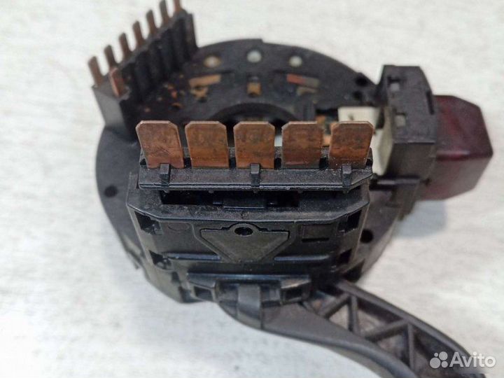 Переключатель поворотов Volkswagen Passat B3 седан