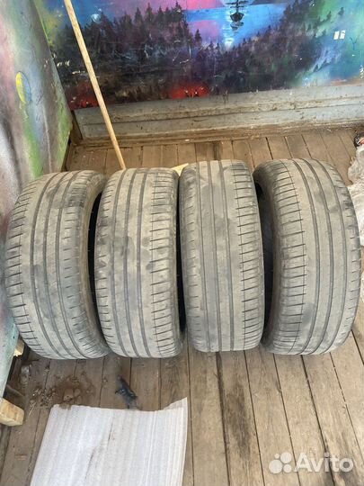 Michelin Pilot Sport 3 235/45 R18