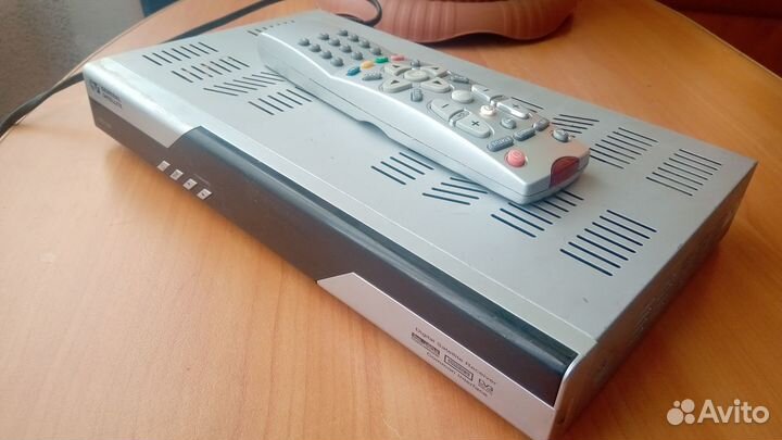 Ресивер General Satellite DRE-7300