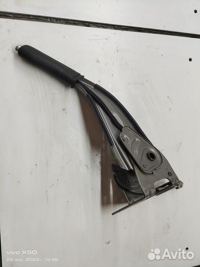 Рычаг стояночного тормоза land rover freelander 2